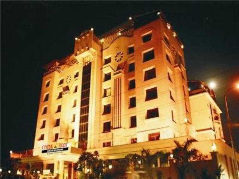 Celebrations Hotel นาวีมุมไบ ภายนอก รูปภาพ